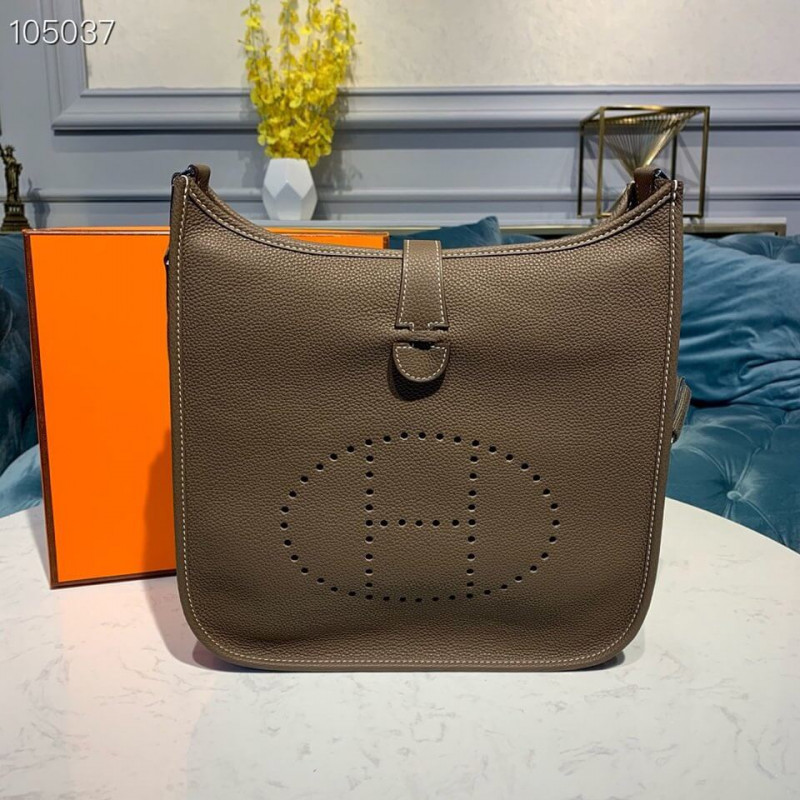 Hermes Evelyne III GM Bag 30cm in Taurillon Clemence