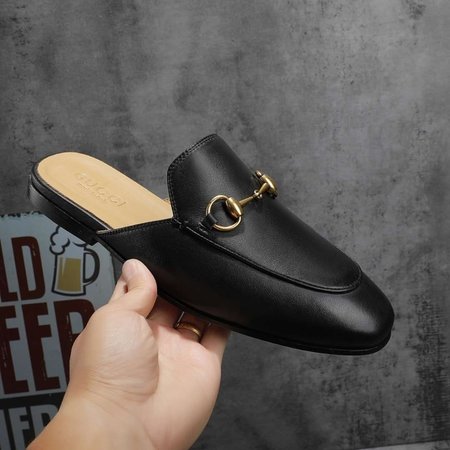 Gucci The latest slippers for early spring