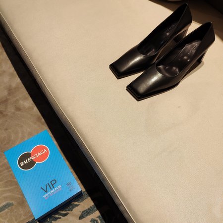 Balenciaga 8cm heel crocodile pattern leather women s shoes