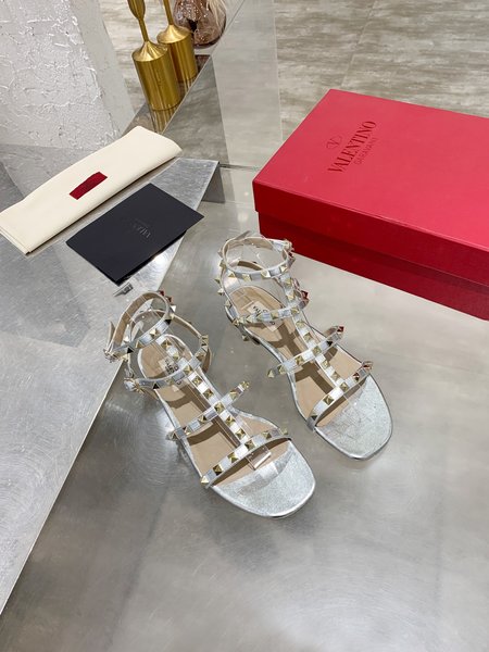 Valentino studded classic sandals