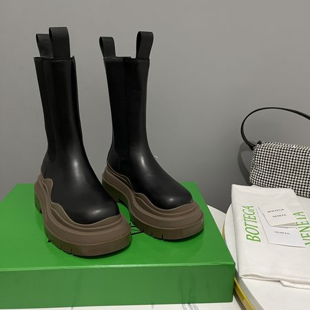Bottega Boot cowhide lining cowhide TU outsole with Logo
