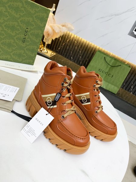Gucci Horsebit Bee Leather Martin Boots