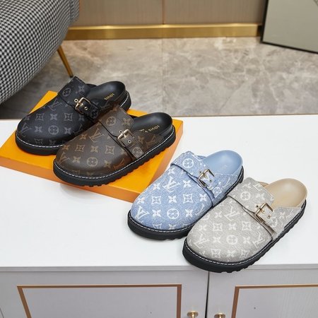 Louis Vuitton vintage sandals slippers