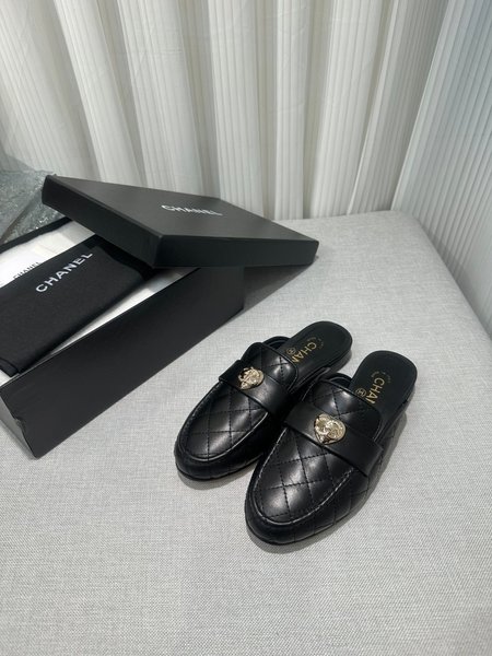 Chanel lambskin slippers