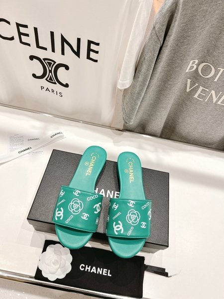 Chanel genuine leather slippers