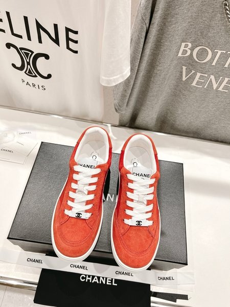 Chanel casual white shoes