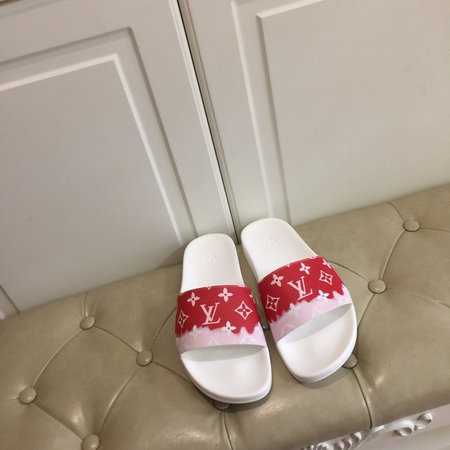 Louis Vuitton Couple slippers