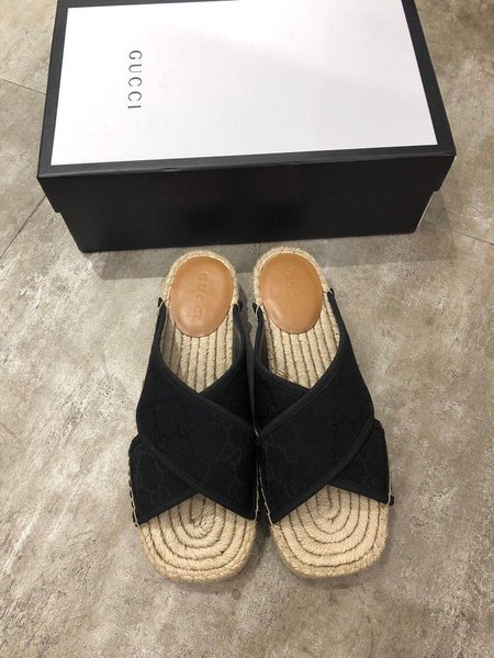 Gucci Fashion fabric series flat slippers