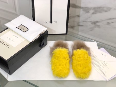 Gucci Classic wool slippers fabric with sheepskin inside