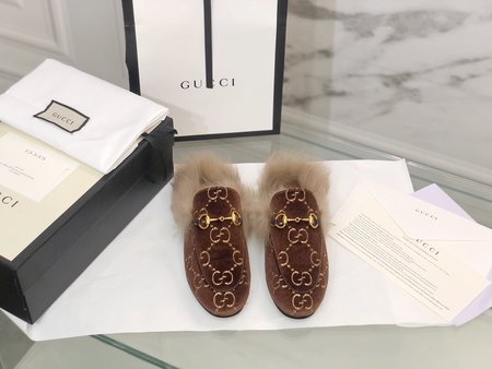 Gucci Classic wool slippers fabric with sheepskin inside