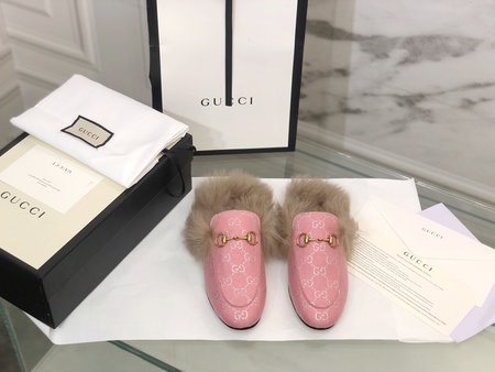Gucci Classic wool slippers fabric with sheepskin inside