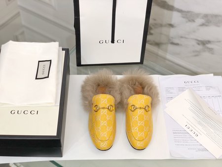 Gucci Classic wool slippers fabric with sheepskin inside