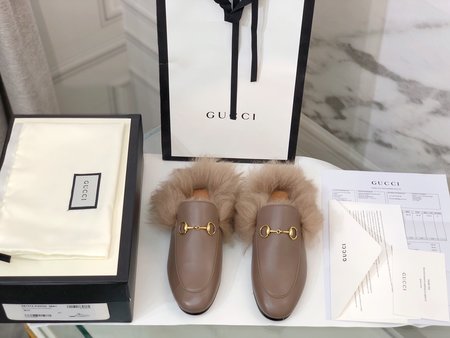 Gucci Classic wool slippers fabric with sheepskin inside