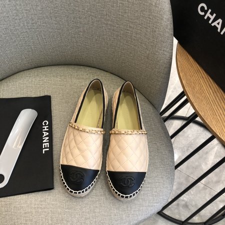 Chanel Soft sheepskin fabric CC buckle sheepskin lining