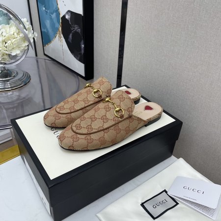 Gucci Horsebit slippers mules