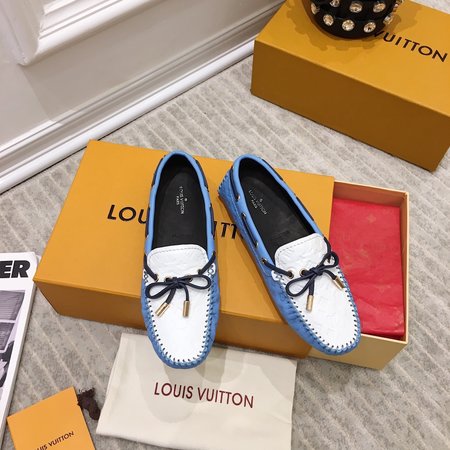 Louis Vuitton Classic casual all-match Monogram loafers
