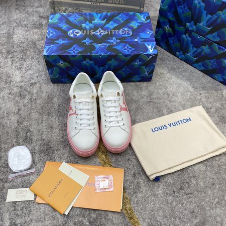 Louis Vuitton Flat-soled casual shoes sideways printing logo