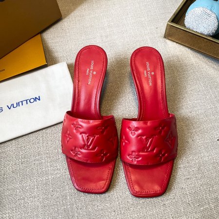 Louis Vuitton Sheepskin flat shoes slippers