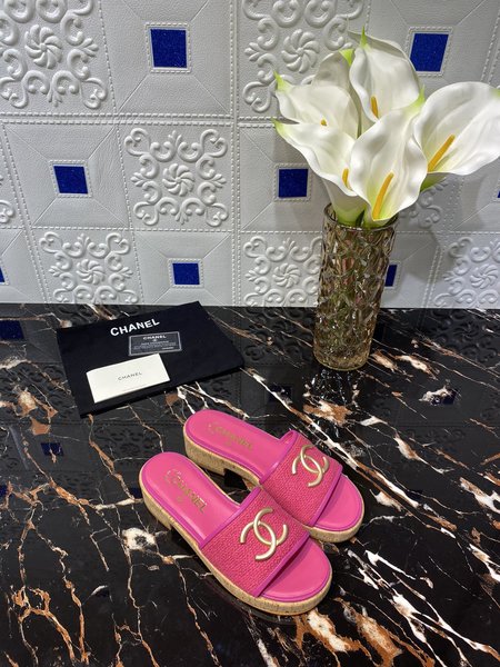 Chanel Round head wooden slippers round head