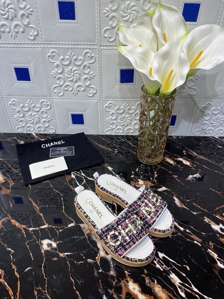 Chanel Round head wooden slippers round head