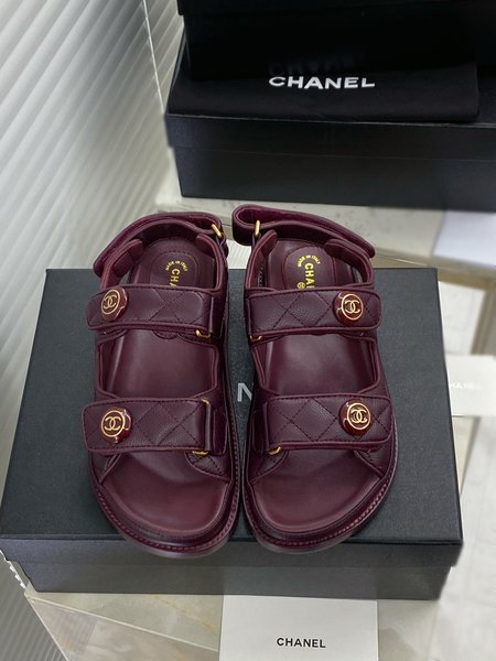 Chanel Cowhide sandals