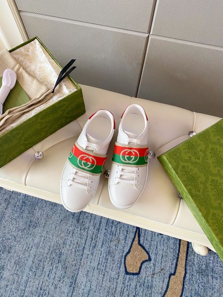 Gucci Lace-up casual shoes sneakers