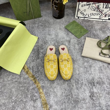 Gucci Cloth slippers