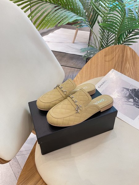 Chanel Lingge Muller shoes and slippers are classic