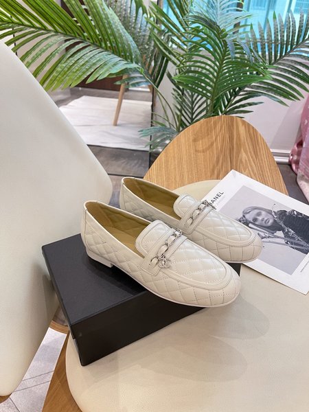 Chanel Lingge Muller shoes and slippers are classic