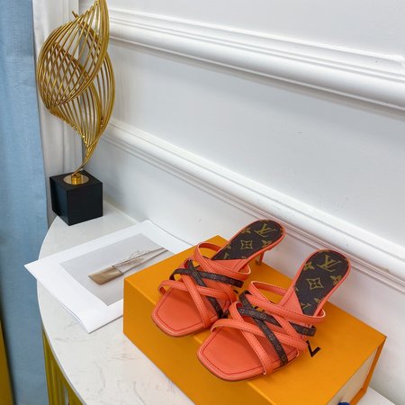 Louis Vuitton Slippers low heel sandals
