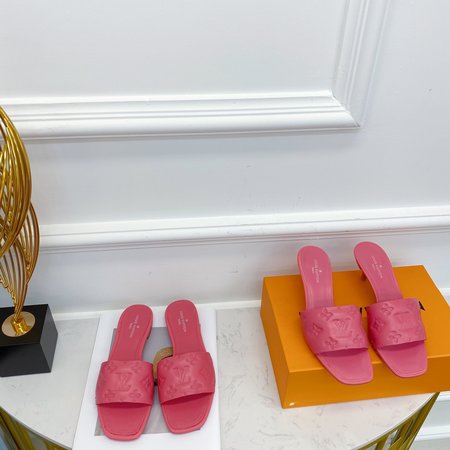 Louis Vuitton low heel slippers LV