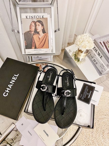 Chanel Lambskin Bow CC Logo