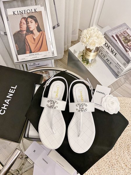 Chanel Lambskin Bow CC Logo