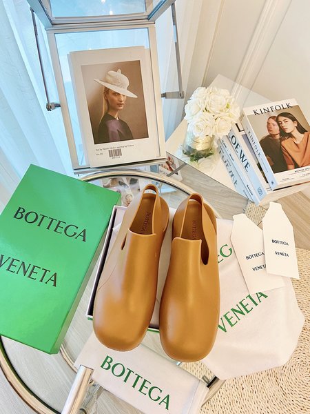 Bottega Veneta Pop jelly rain boots
