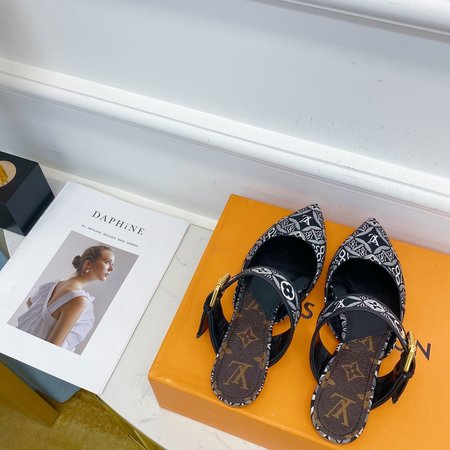 Louis Vuitton low heel sheepskin slippers