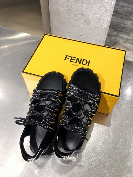 Fendi Fendi print sandals