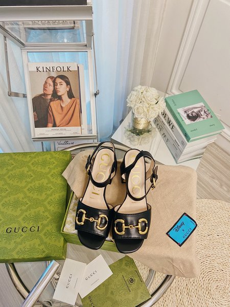 Gucci Logo saddle buckle high heel 7.5cm/flat heel 2.5cm