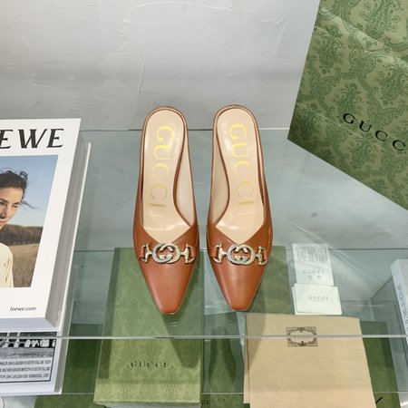 Gucci Strap slippers leather