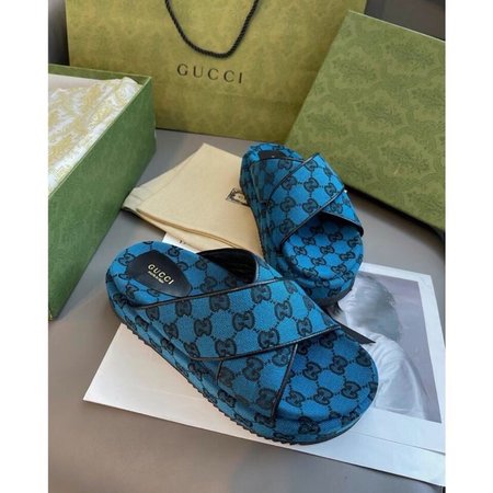 Gucci Jacquard technology and special printing technology for thick-soled slippers
