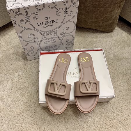 Valentino V Logo calfskin slippers