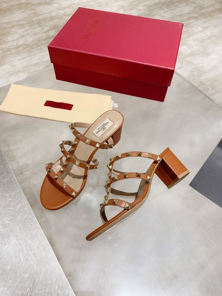 Valentino Hollow design with classic rivet block heel sandals