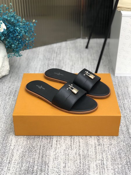 Louis Vuitton Lock It slippers Monogram metal monogram clasp