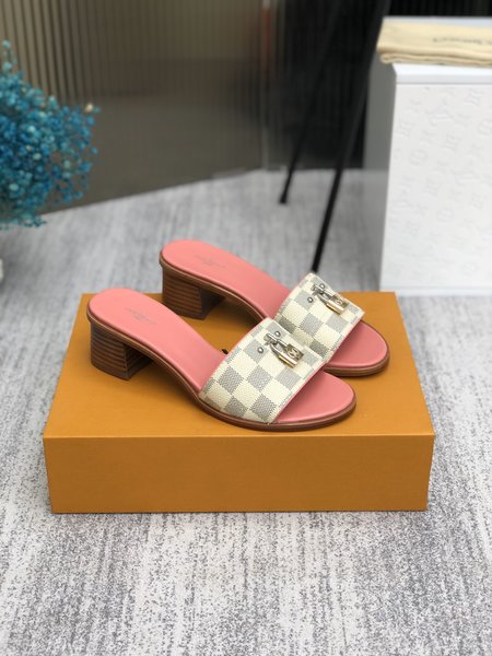 Louis Vuitton Lock It slippers Monogram metal monogram clasp