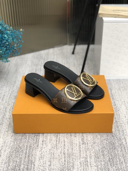 Louis Vuitton Lock It slippers Monogram metal monogram clasp