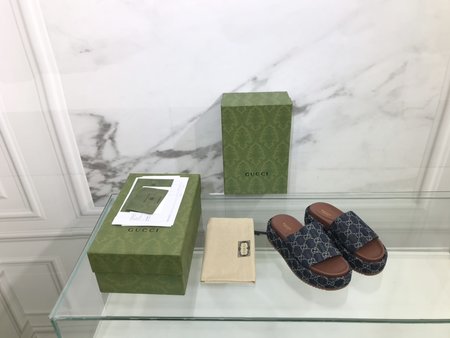 Gucci Slippers color GG cloth + inner cowhide