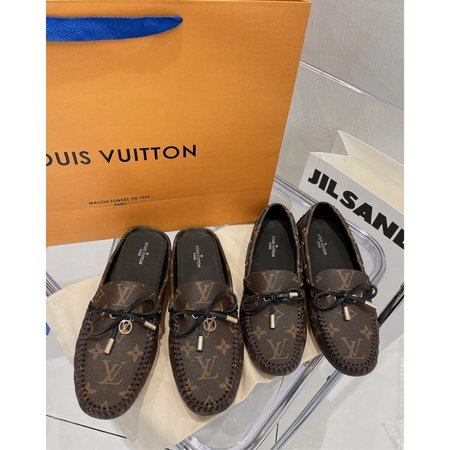 Louis Vuitton GLORIA flat loafers