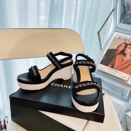 Chanel Platform Wedges Sandals Chain Matching Design