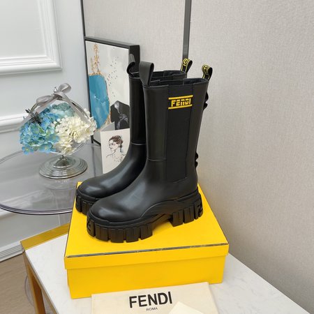 Fendi Platform boots calfskin