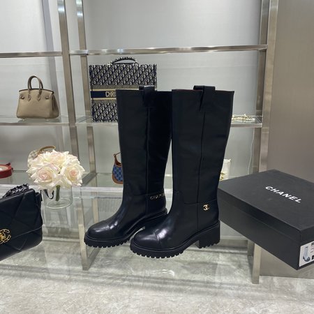 Chanel Calfskin booties inside burgundy lambskin heel height 5 cm