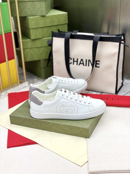 Gucci Classic bee sneakers